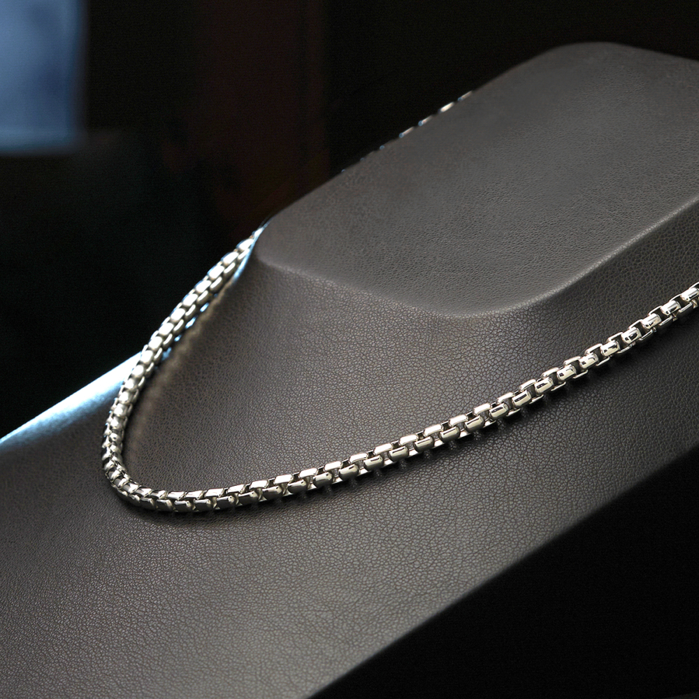 platinum box chain from byenzo jewelry, 3.8mm in width