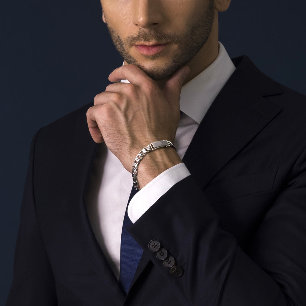 the standard cuban chain necklace and bracelet set made by ByEnzo jewelry