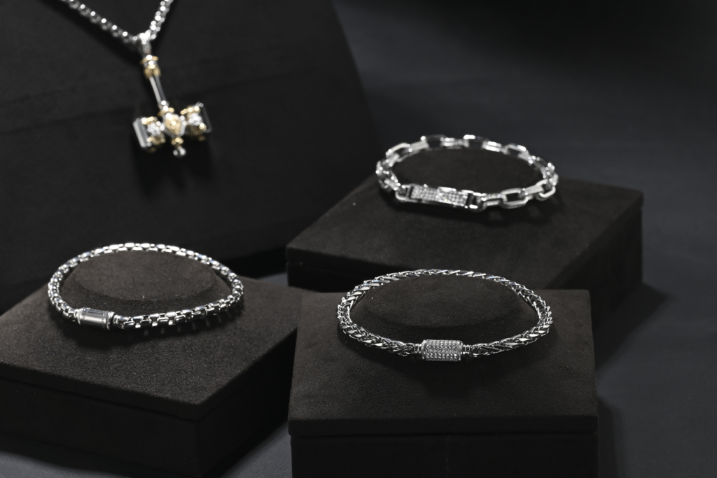 Platinum jewelry from byenzo jewelry