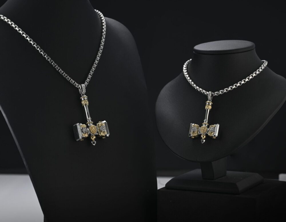 PT950 platinum bow pendant necklace