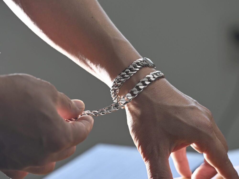 PT950 platinum curb chain bracelet pair